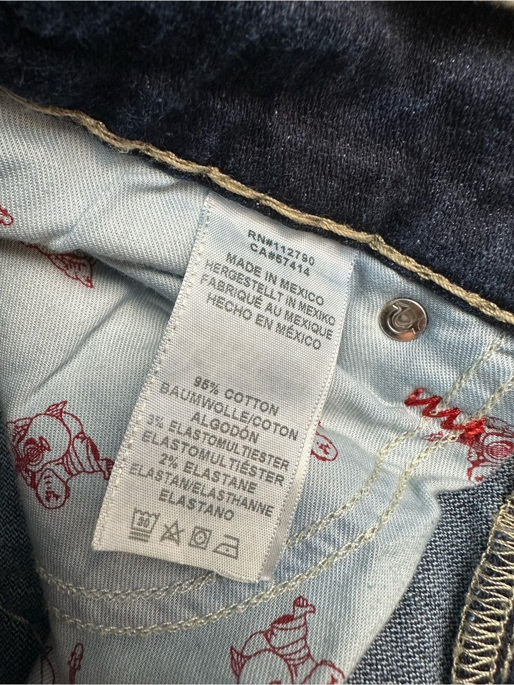 True Religion Women’s Skinny Jeans - Dark Blue with Red White Contrast Stitching - Picture 12 of 13